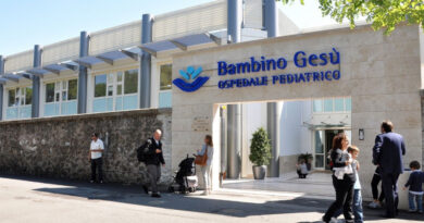 Una nuova speranza: ricostruiti naso e labbro a un bambino di 10 anni