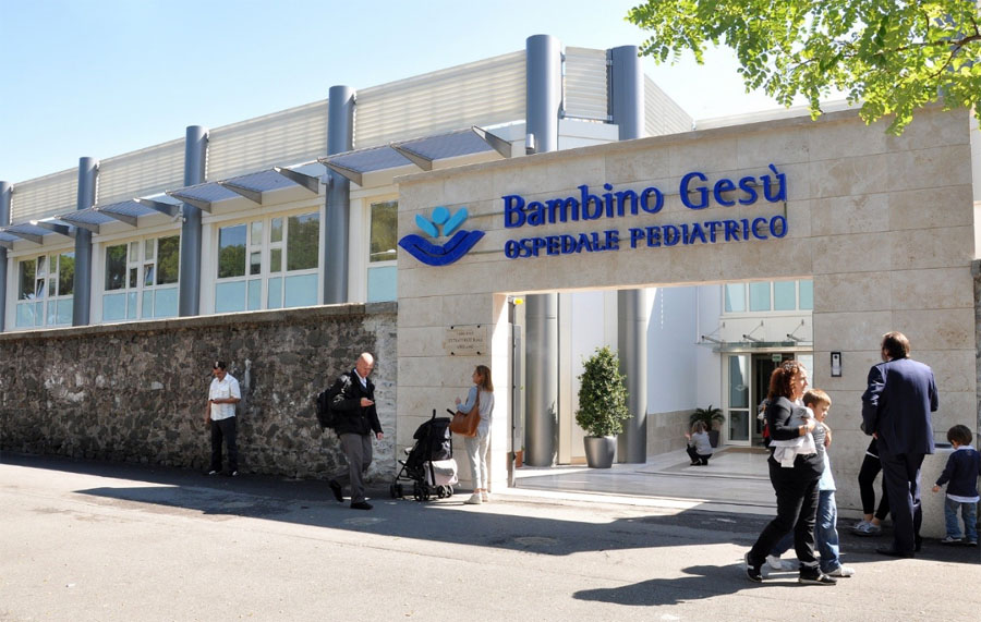 Una nuova speranza: ricostruiti naso e labbro a un bambino di 10 anni